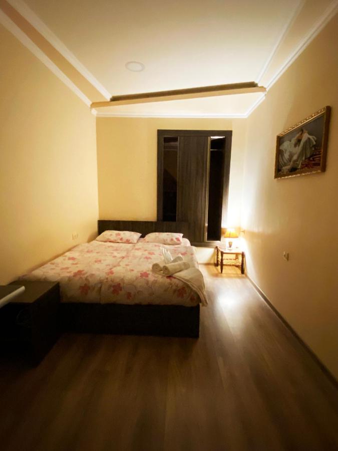 Dom Hostel & Tours Γιερεβάν Εξωτερικό φωτογραφία