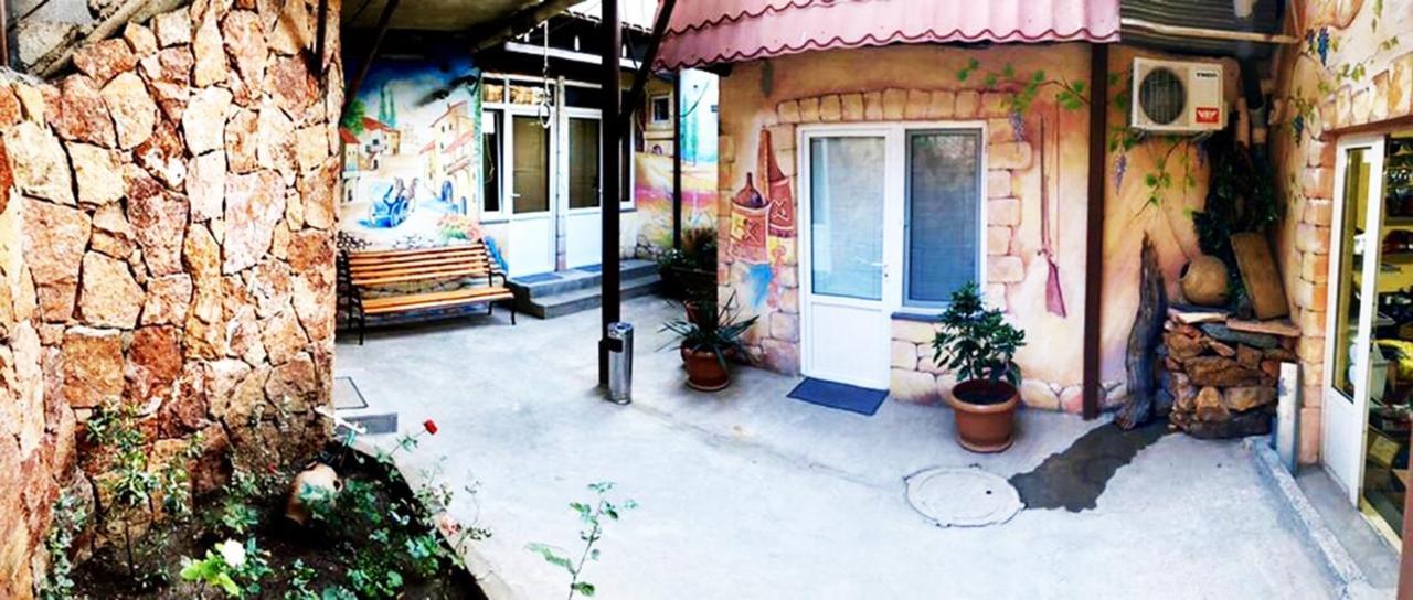 Dom Hostel & Tours Γιερεβάν Εξωτερικό φωτογραφία