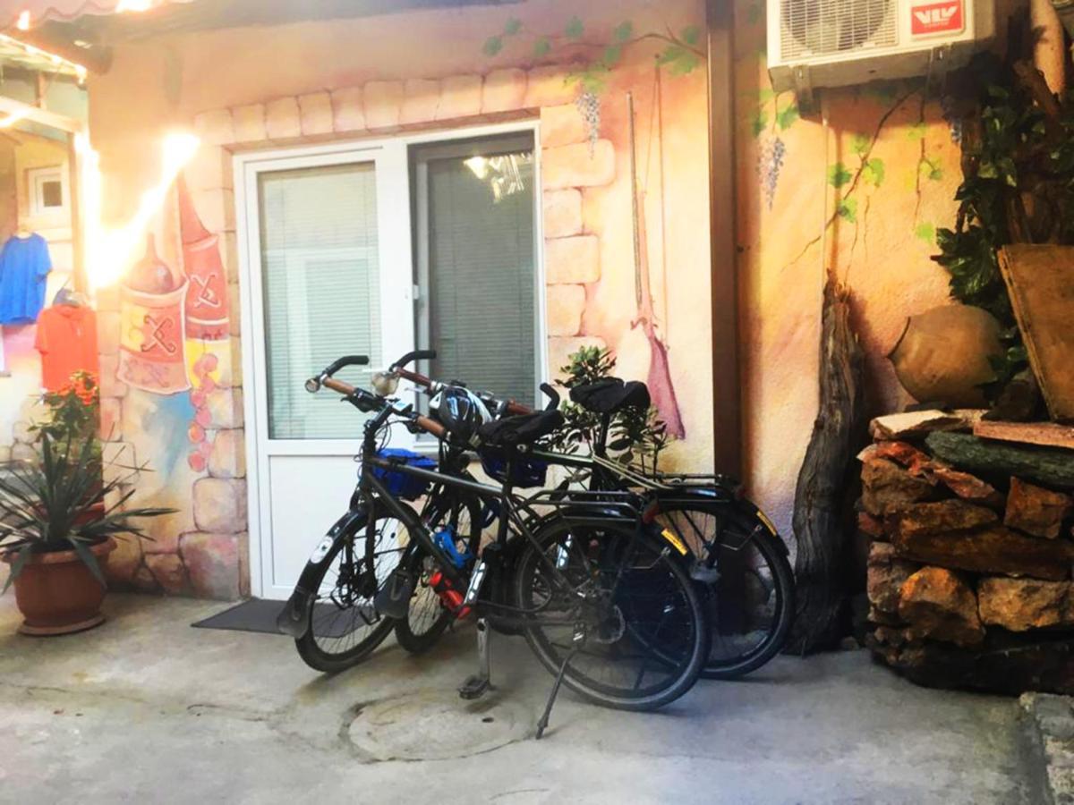 Dom Hostel & Tours Γιερεβάν Εξωτερικό φωτογραφία