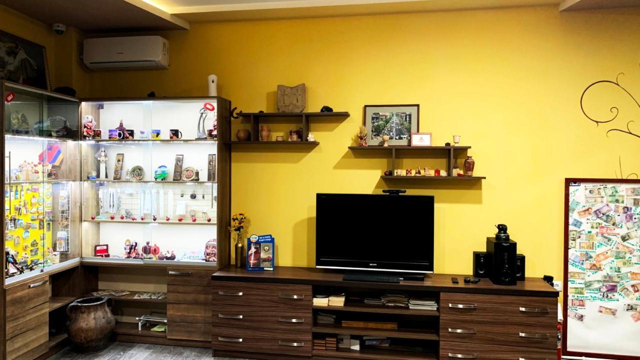 Dom Hostel & Tours Γιερεβάν Εξωτερικό φωτογραφία