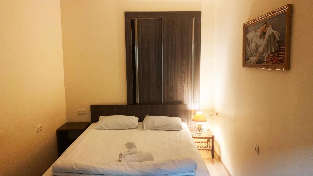 Dom Hostel & Tours Γιερεβάν Εξωτερικό φωτογραφία