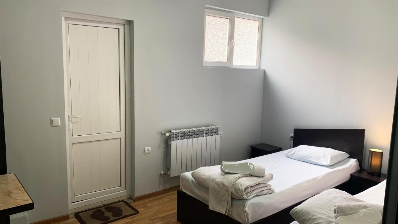 Dom Hostel & Tours Γιερεβάν Εξωτερικό φωτογραφία